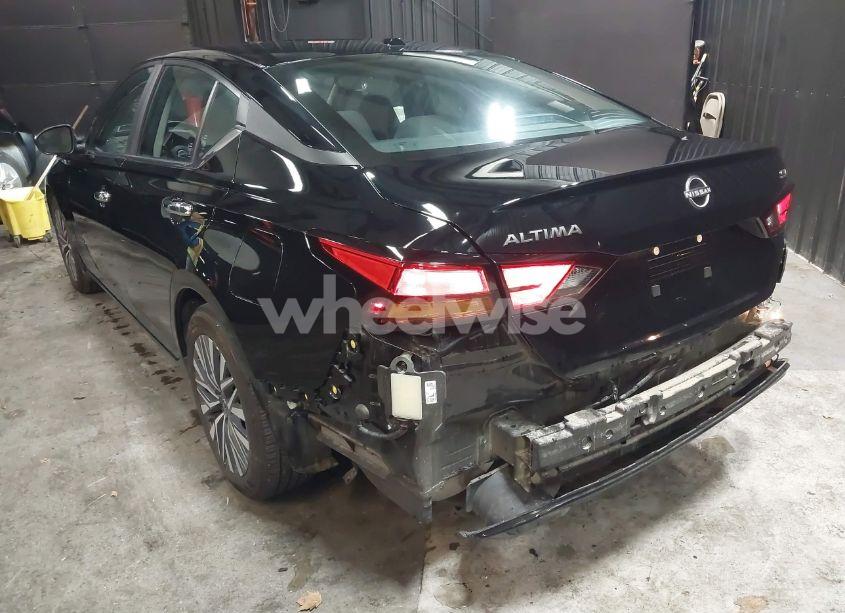 Photo 3 of 2024 Nissan Altima SV FWD (VIN 1N4BL4DV0RN337223)