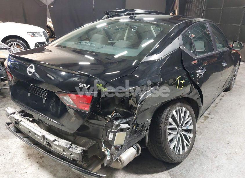 Photo 6 of 2024 Nissan Altima SV FWD (VIN 1N4BL4DV0RN337223)