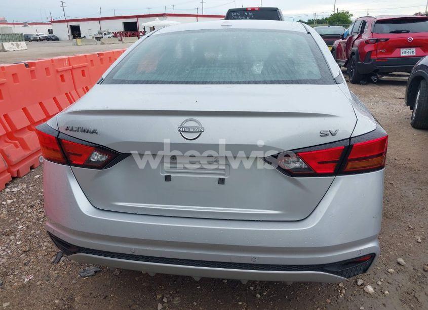 Photo 15 of 2024 Nissan Altima SV FWD (VIN 1N4BL4DV0RN339327)