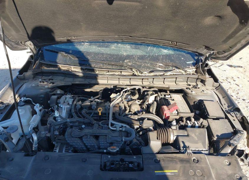 Photo 10 of 2024 Nissan Altima SV FWD (VIN 1N4BL4DV0RN352840)