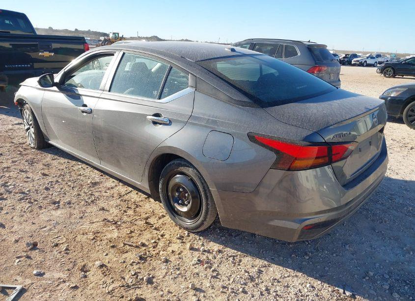 Photo 3 of 2024 Nissan Altima SV FWD (VIN 1N4BL4DV0RN352840)