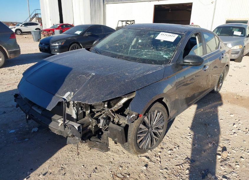 Photo 6 of 2024 Nissan Altima SV FWD (VIN 1N4BL4DV0RN352840)