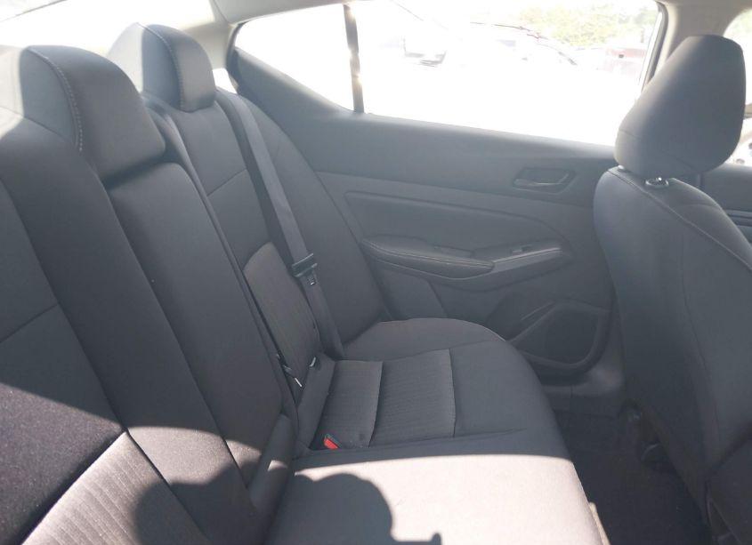 Photo 8 of 2024 Nissan Altima SV FWD (VIN 1N4BL4DV0RN352997)