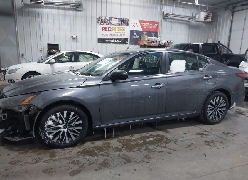 Photo 15 of 2024 Nissan Altima SV FWD (VIN 1N4BL4DV0RN353616)