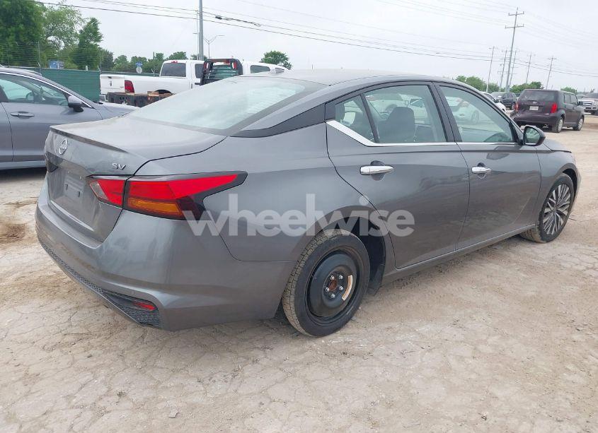 Photo 4 of 2024 Nissan Altima SV FWD (VIN 1N4BL4DV0RN364342)