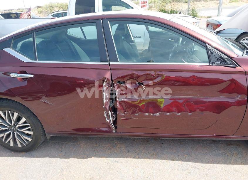 Photo 6 of 2024 Nissan Altima SV FWD (VIN 1N4BL4DV0RN371369)