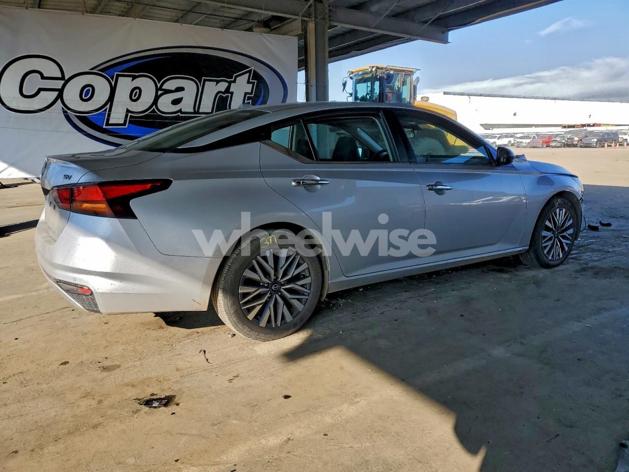 Photo 3 of 2024 NISSAN ALTIMA SV (VIN 1N4BL4DV0RN389676)