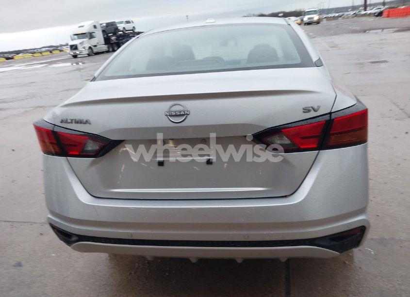 Photo 16 of 2024 Nissan Altima SV FWD (VIN 1N4BL4DV0RN393274)