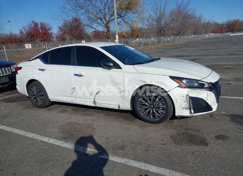 Photo 19 of 2024 Nissan Altima SV FWD (VIN 1N4BL4DV0RN405987)