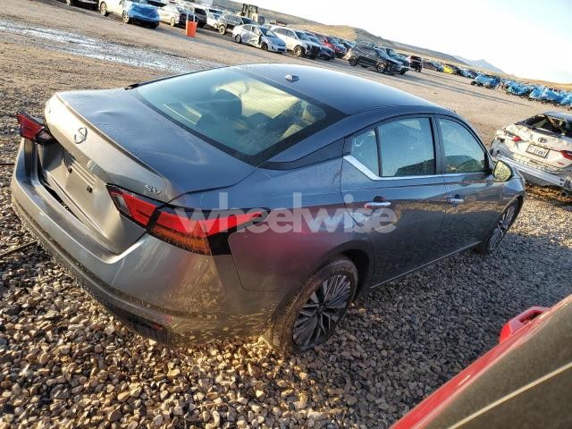 2024 NISSAN ALTIMA SV