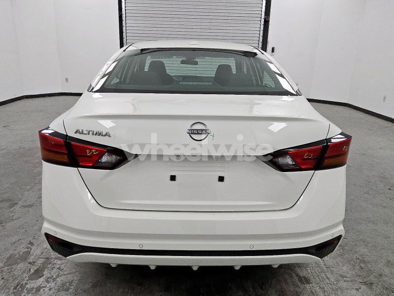 2025 NISSAN ALTIMA SV