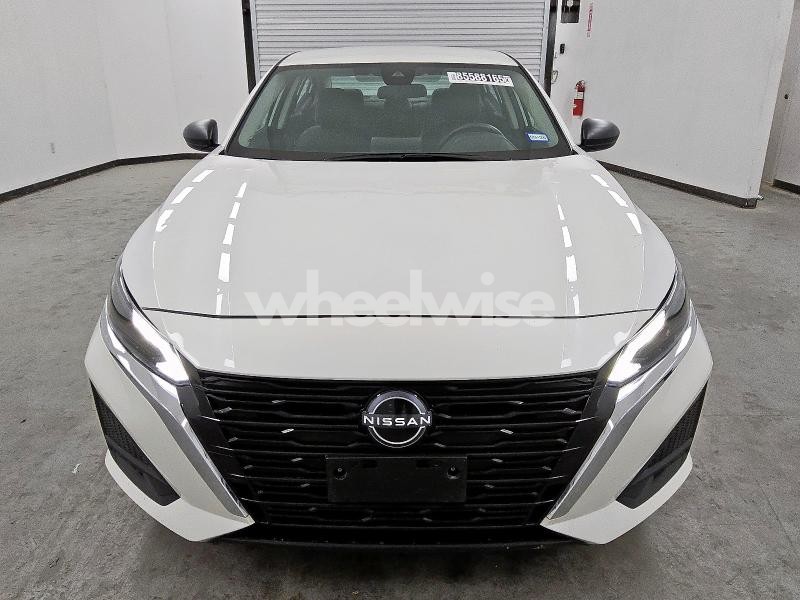 2025 NISSAN ALTIMA SV