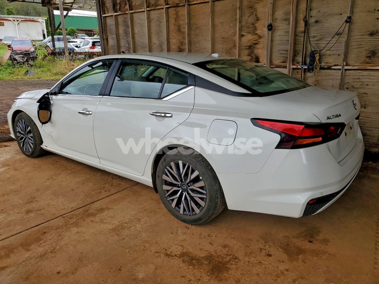 Photo 2 of 2025 NISSAN ALTIMA SV (VIN 1N4BL4DV0SN301263)