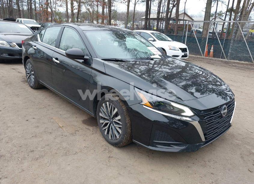 2025 Nissan Altima SV FWD (VIN 1N4BL4DV0SN302672) main photo