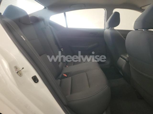 2025 NISSAN ALTIMA SV