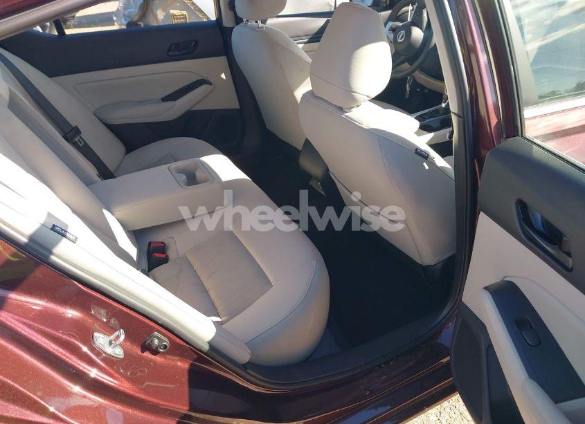 Photo 8 of 2025 Nissan Altima SV FWD (VIN 1N4BL4DV0SN311355)