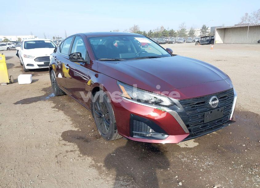 2025 Nissan Altima SV FWD (VIN 1N4BL4DV0SN312697) main photo