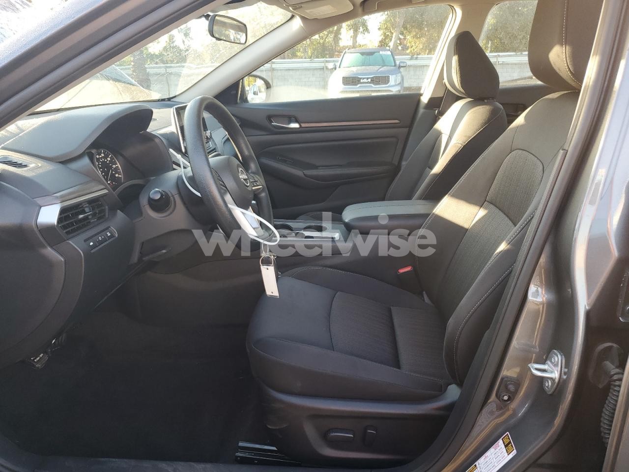 Photo 7 of 2025 NISSAN ALTIMA SV (VIN 1N4BL4DV0SN348597)