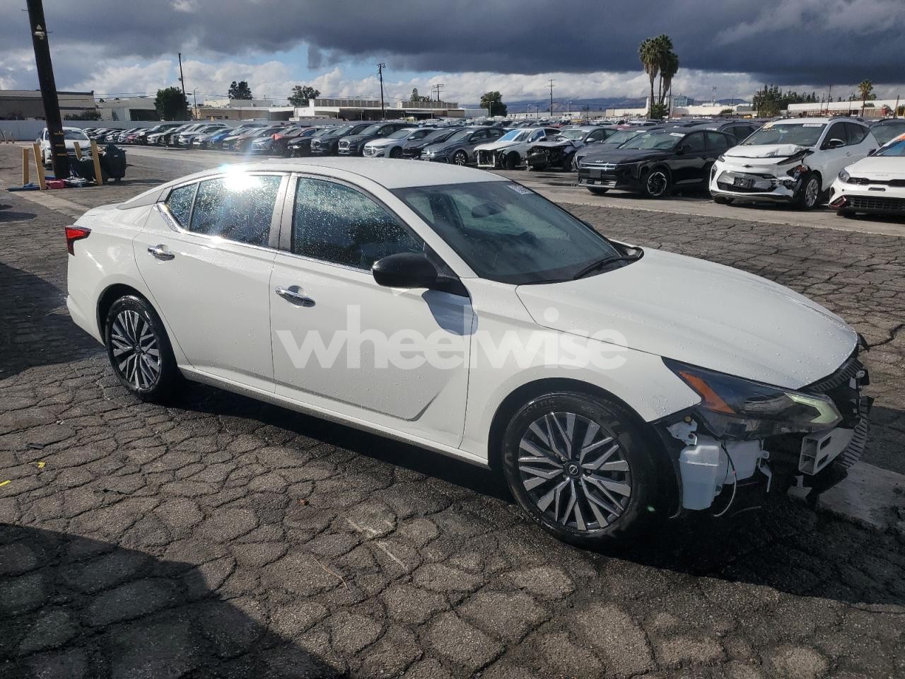 Photo 4 of 2025 NISSAN ALTIMA SV (VIN 1N4BL4DV0SN353802)