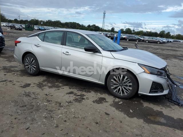 2025 NISSAN ALTIMA SV