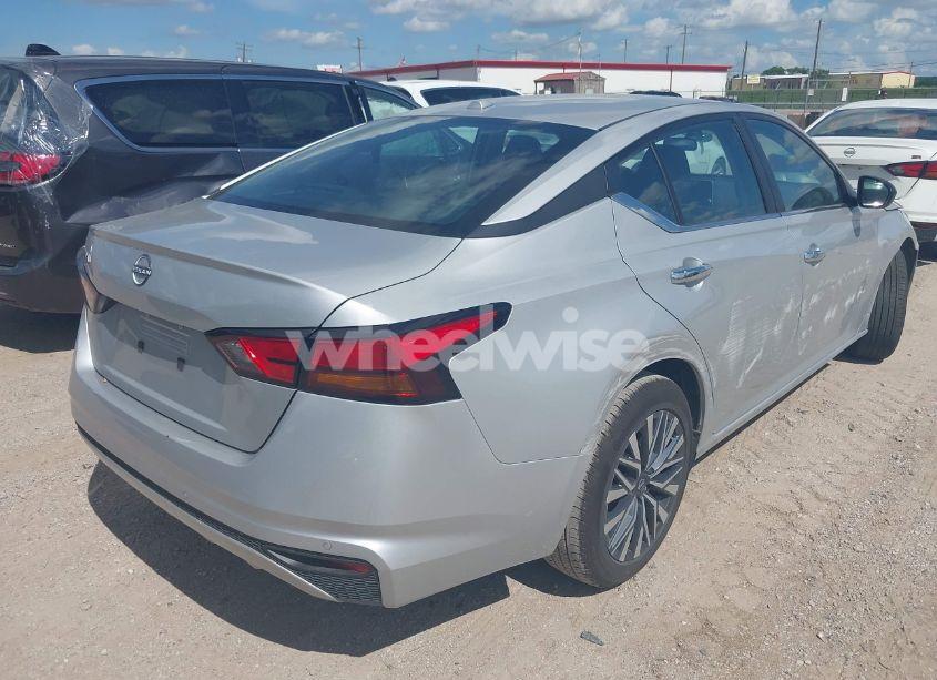 Photo 4 of 2025 Nissan Altima SV FWD (VIN 1N4BL4DV0SN366128)