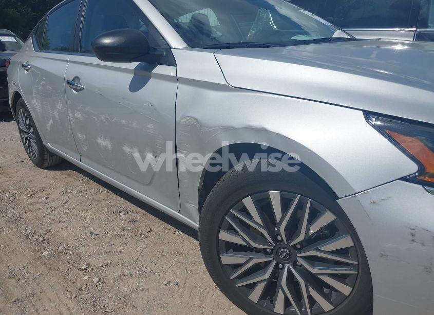 Photo 6 of 2025 Nissan Altima SV FWD (VIN 1N4BL4DV0SN366128)