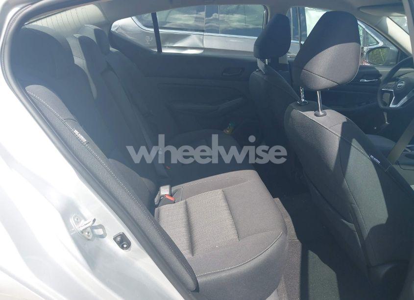 Photo 8 of 2025 Nissan Altima SV FWD (VIN 1N4BL4DV0SN366128)