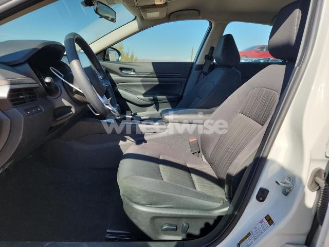 2025 NISSAN ALTIMA SV