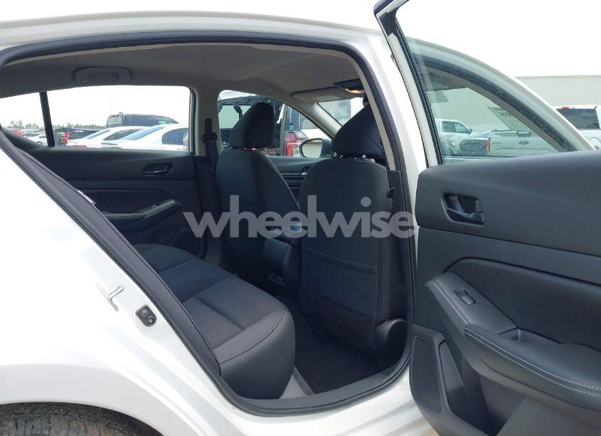 Photo 8 of 2025 Nissan Altima SV FWD (VIN 1N4BL4DV0SN375640)