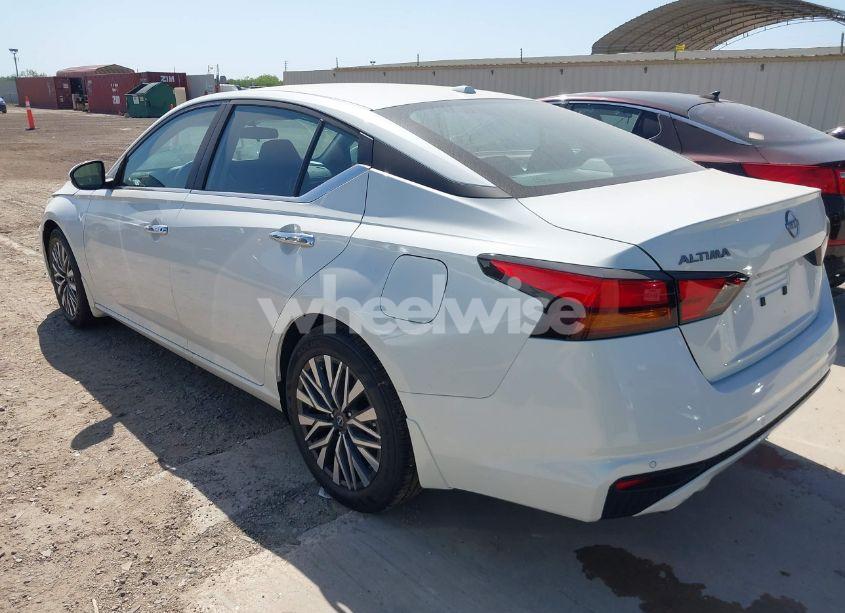 Photo 3 of 2025 Nissan Altima SV FWD (VIN 1N4BL4DV0SN378389)