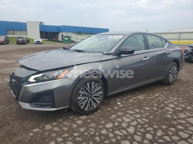 2025 NISSAN ALTIMA SV