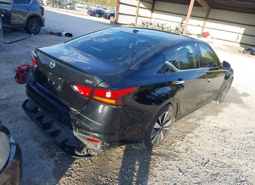 Photo 4 of 2019 Nissan Altima 2.5 SV (VIN 1N4BL4DV1KC129532)