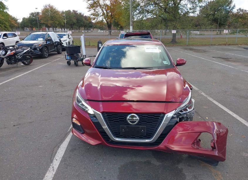 Photo 12 of 2021 Nissan Altima SV FWD (VIN 1N4BL4DV1MN310203)