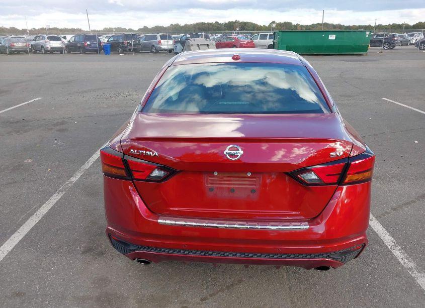 Photo 16 of 2021 Nissan Altima SV FWD (VIN 1N4BL4DV1MN310203)