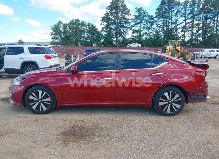Photo 15 of 2021 Nissan Altima SV FWD (VIN 1N4BL4DV1MN379036)