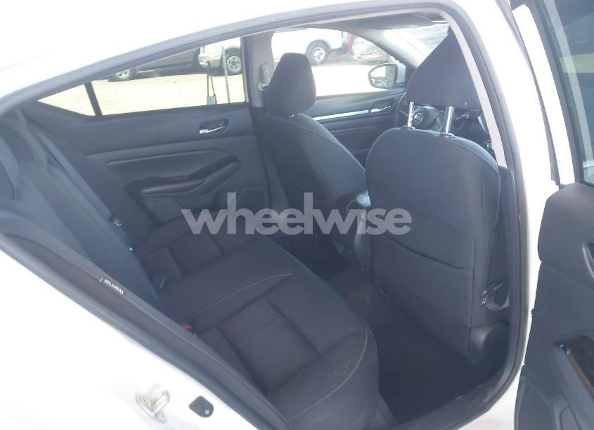 Photo 8 of 2021 Nissan Altima SV FWD (VIN 1N4BL4DV1MN409362)