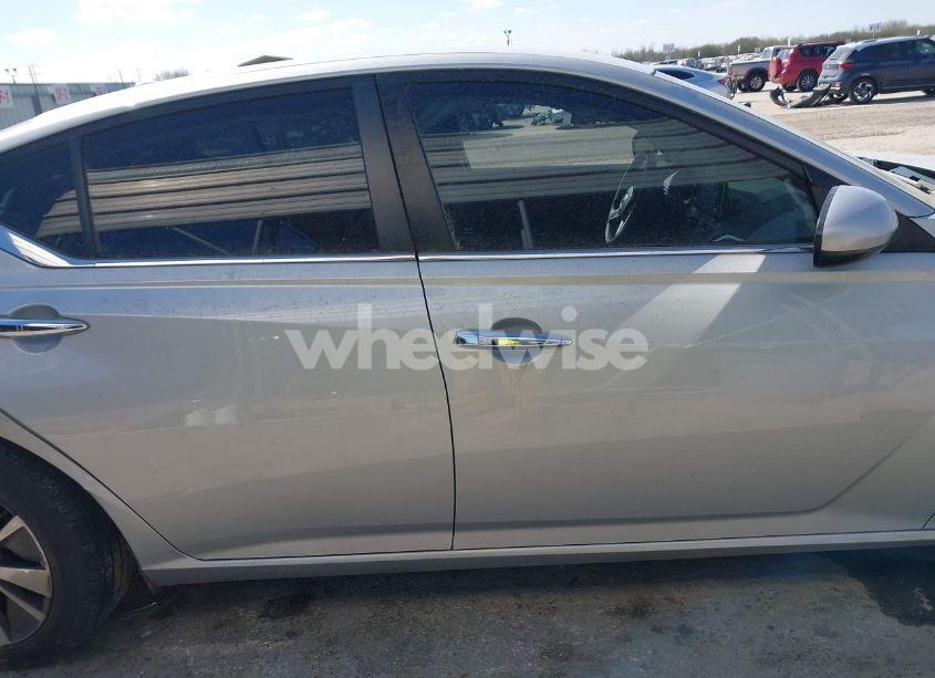 Photo 14 of 2022 Nissan Altima SV FWD (VIN 1N4BL4DV1NN331182)