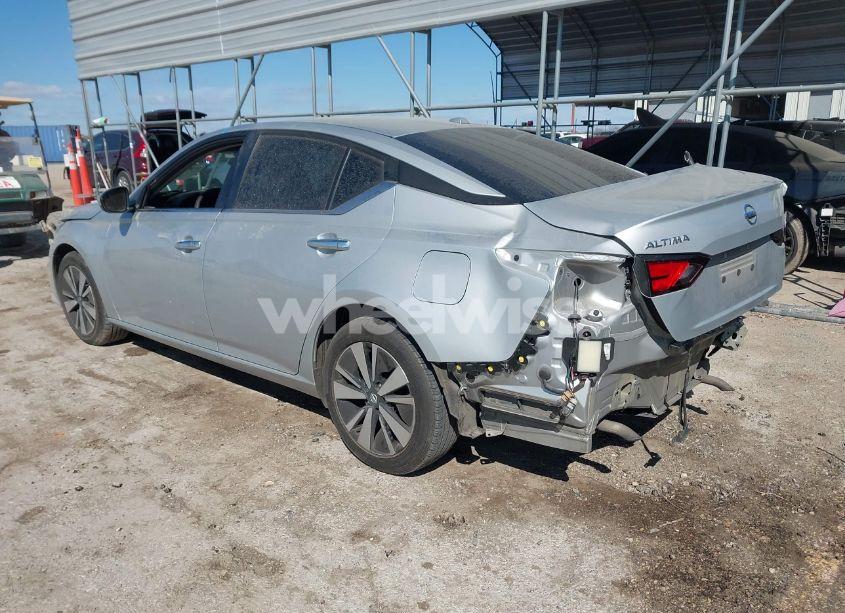 Photo 3 of 2022 Nissan Altima SV FWD (VIN 1N4BL4DV1NN331182)