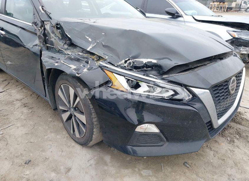 Photo 6 of 2022 Nissan Altima SV FWD (VIN 1N4BL4DV1NN363596)