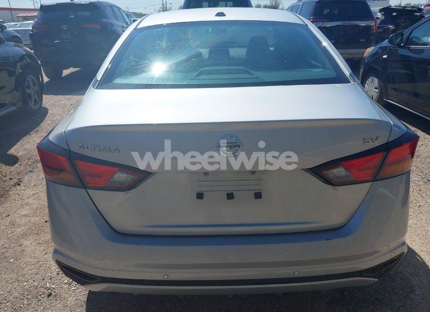 Photo 16 of 2022 Nissan Altima SV FWD (VIN 1N4BL4DV1NN365493)