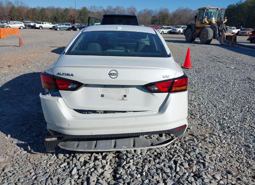 Photo 16 of 2023 Nissan Altima SV FWD (VIN 1N4BL4DV1PN311890)