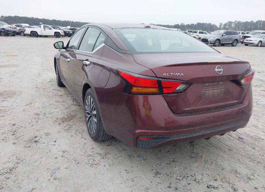 Photo 3 of 2023 Nissan Altima SV FWD (VIN 1N4BL4DV1PN326759)