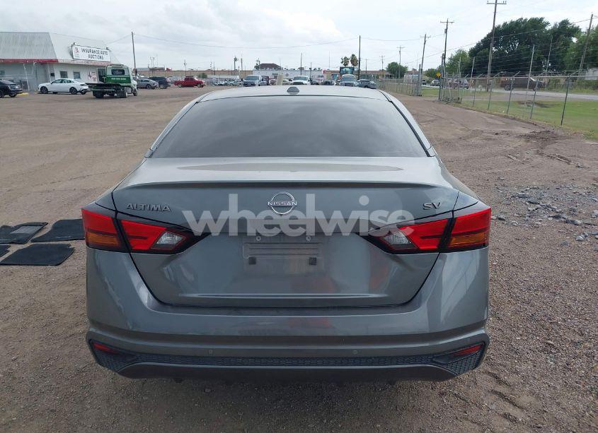 Photo 15 of 2023 Nissan Altima SV FWD (VIN 1N4BL4DV1PN345327)