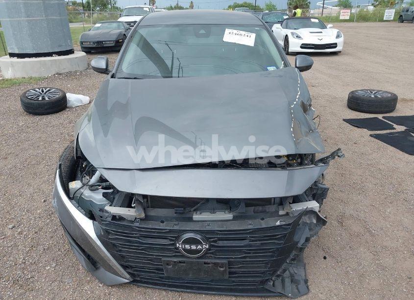 Photo 6 of 2023 Nissan Altima SV FWD (VIN 1N4BL4DV1PN345327)