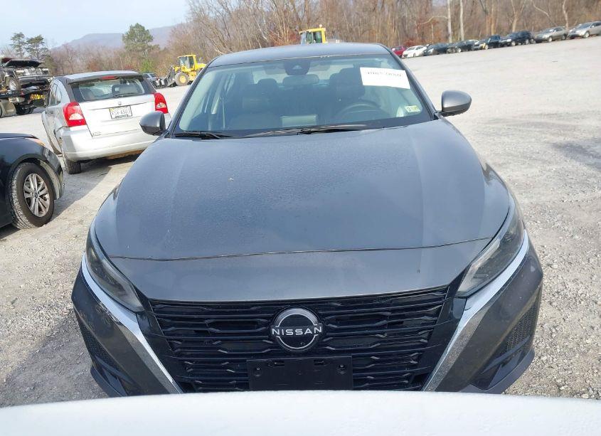 Photo 13 of 2023 Nissan Altima SV FWD (VIN 1N4BL4DV1PN352956)