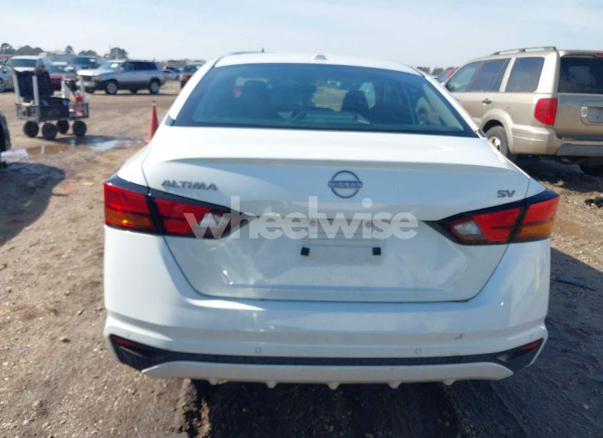Photo 17 of 2023 Nissan Altima SV FWD (VIN 1N4BL4DV1PN372141)