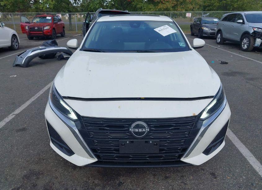 Photo 12 of 2023 Nissan Altima SV FWD (VIN 1N4BL4DV1PN393314)