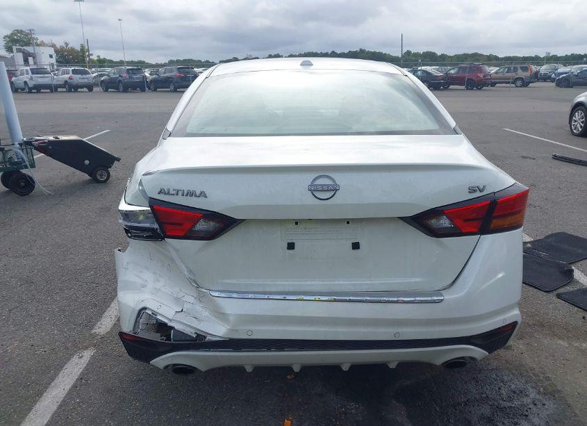 Photo 16 of 2023 Nissan Altima SV FWD (VIN 1N4BL4DV1PN393314)