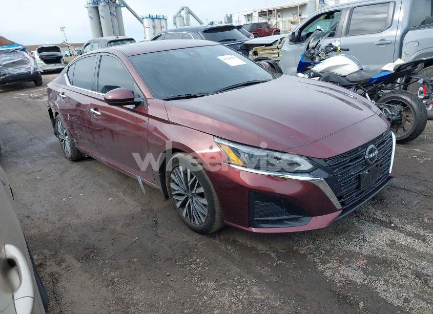 2023 Nissan Altima SV FWD (VIN 1N4BL4DV1PN410354) main photo