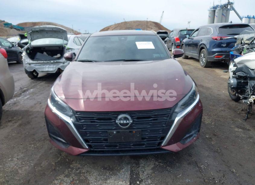 Photo 12 of 2023 Nissan Altima SV FWD (VIN 1N4BL4DV1PN410354)